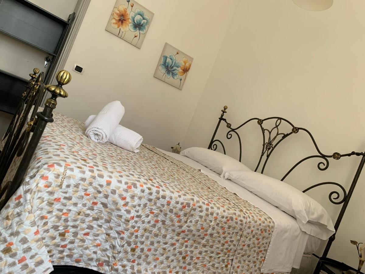 Lovingsuite Reggio di Calabria Bagian luar foto